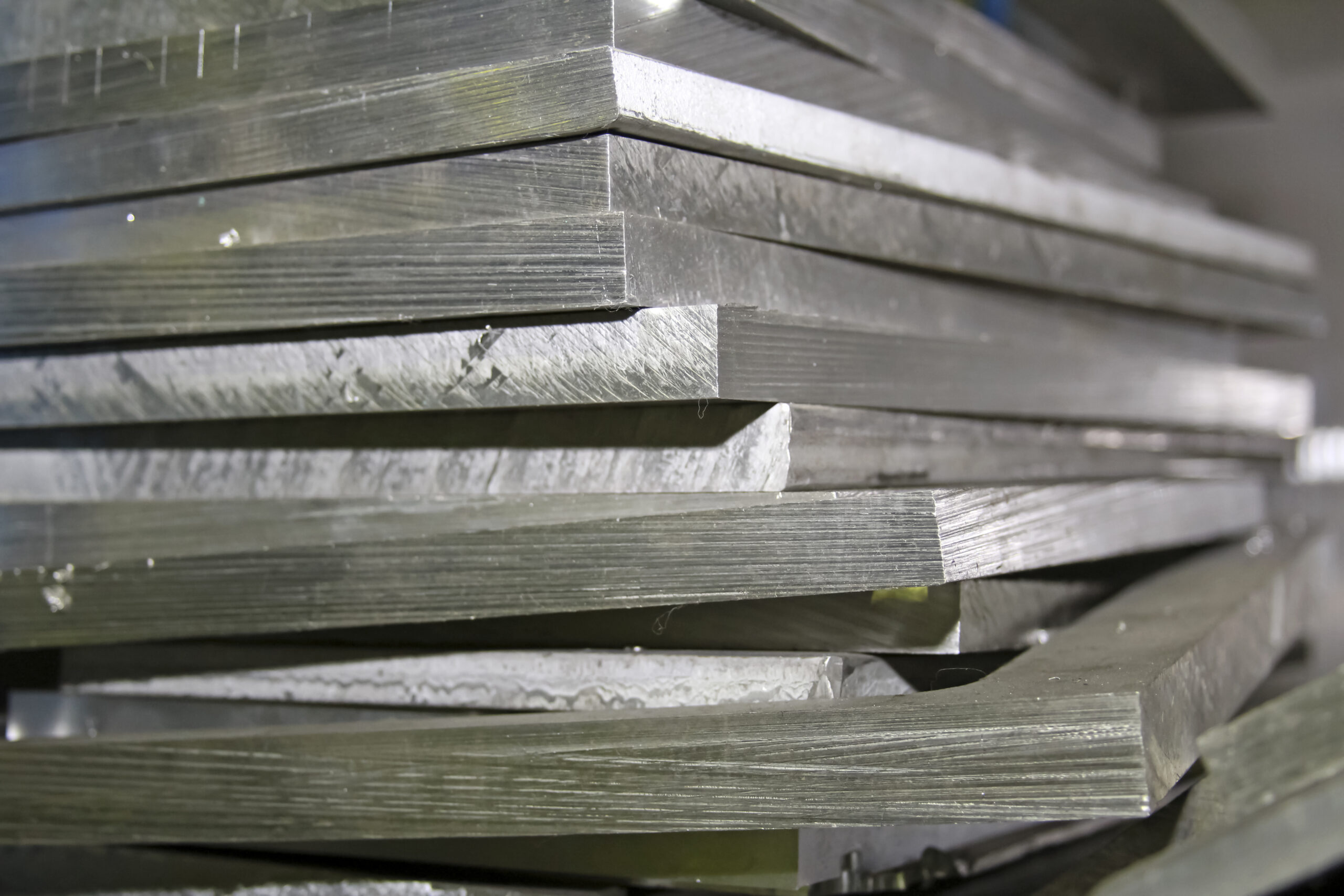 6061 vs. 7075 Aluminum Material Comparison: Strength, Machinability, and Cost Trade-Offs